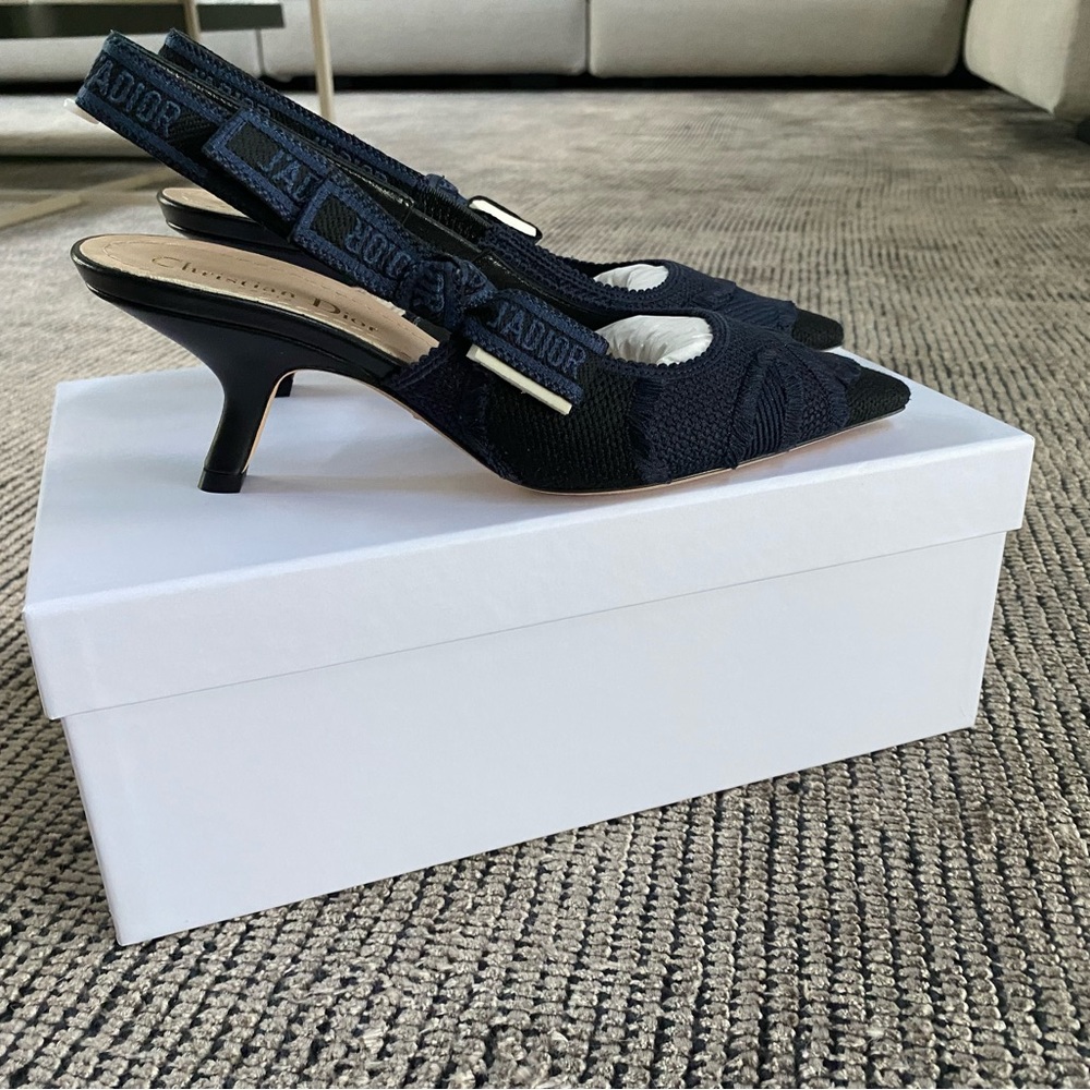 DIOR SLINGBACK PUMP - Picture 2 of 9
